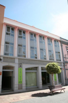 Отель Apartamentos San Sebastián  Сан-Себастиан-Де-Ла-Гомера